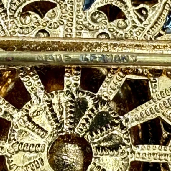 Vintage West Germany Turquoise Blue Czech Glass Filigree Gold Tone Brooch  1950s - Picture 11 of 11